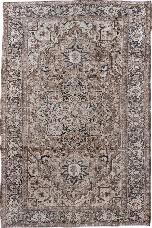 Antique Heriz Area Rug (6' x 9')
